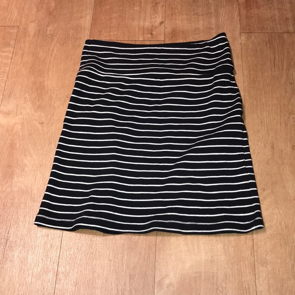 Forever 21 Black & White Striped Pencil Skirt